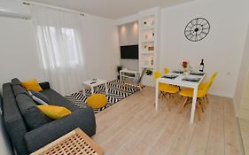 Apartments Lemon
